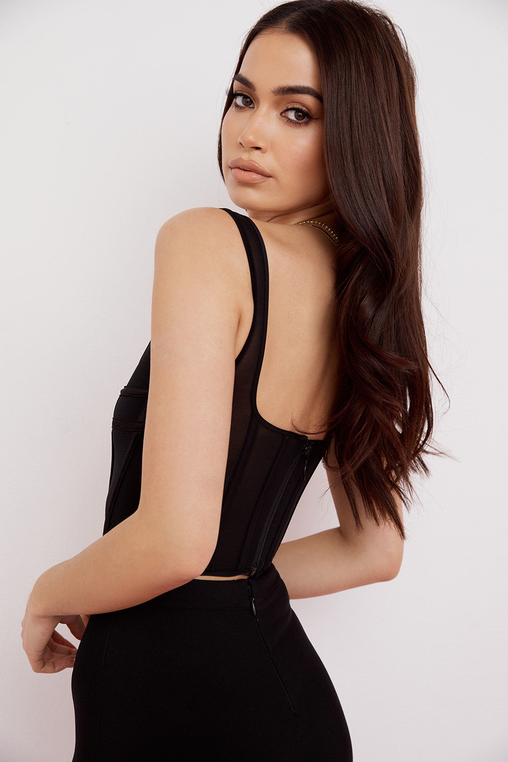 Gorsetowy top z czarnej siateczki