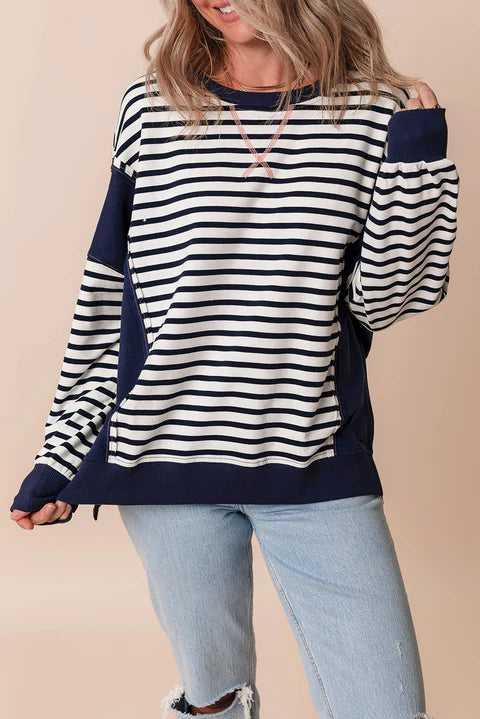Bluza z luźnym niebieskim paskiem