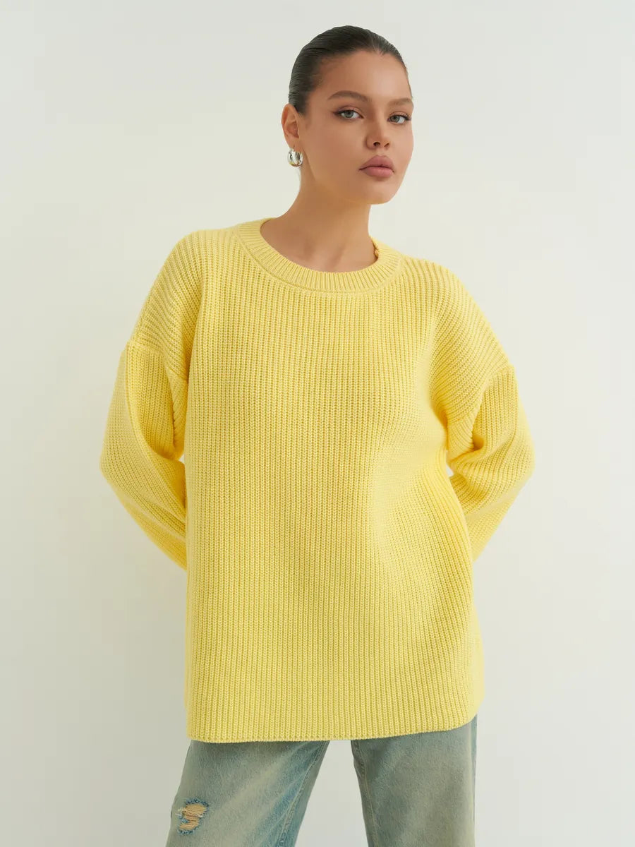 Luźny dzianinowy sweter w paski