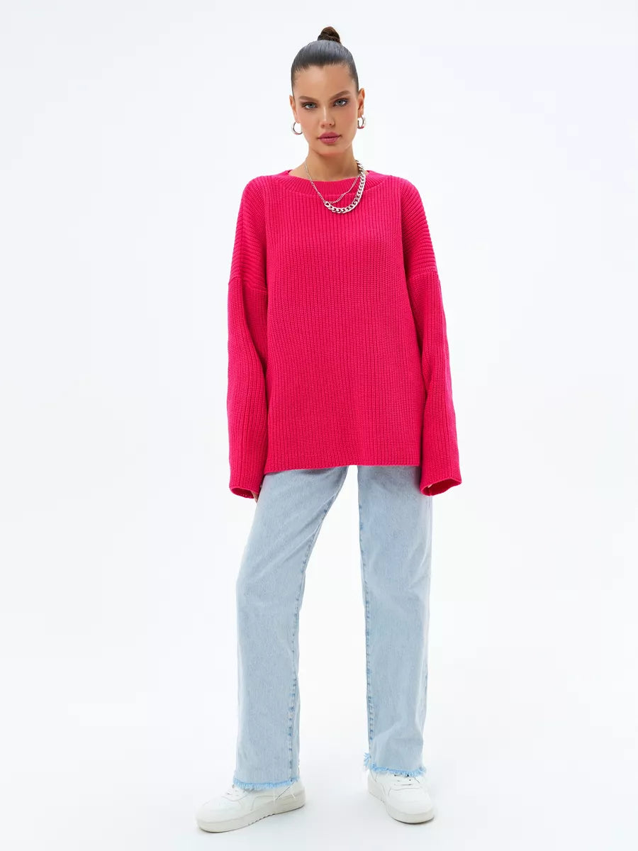 Luźny dzianinowy sweter w paski