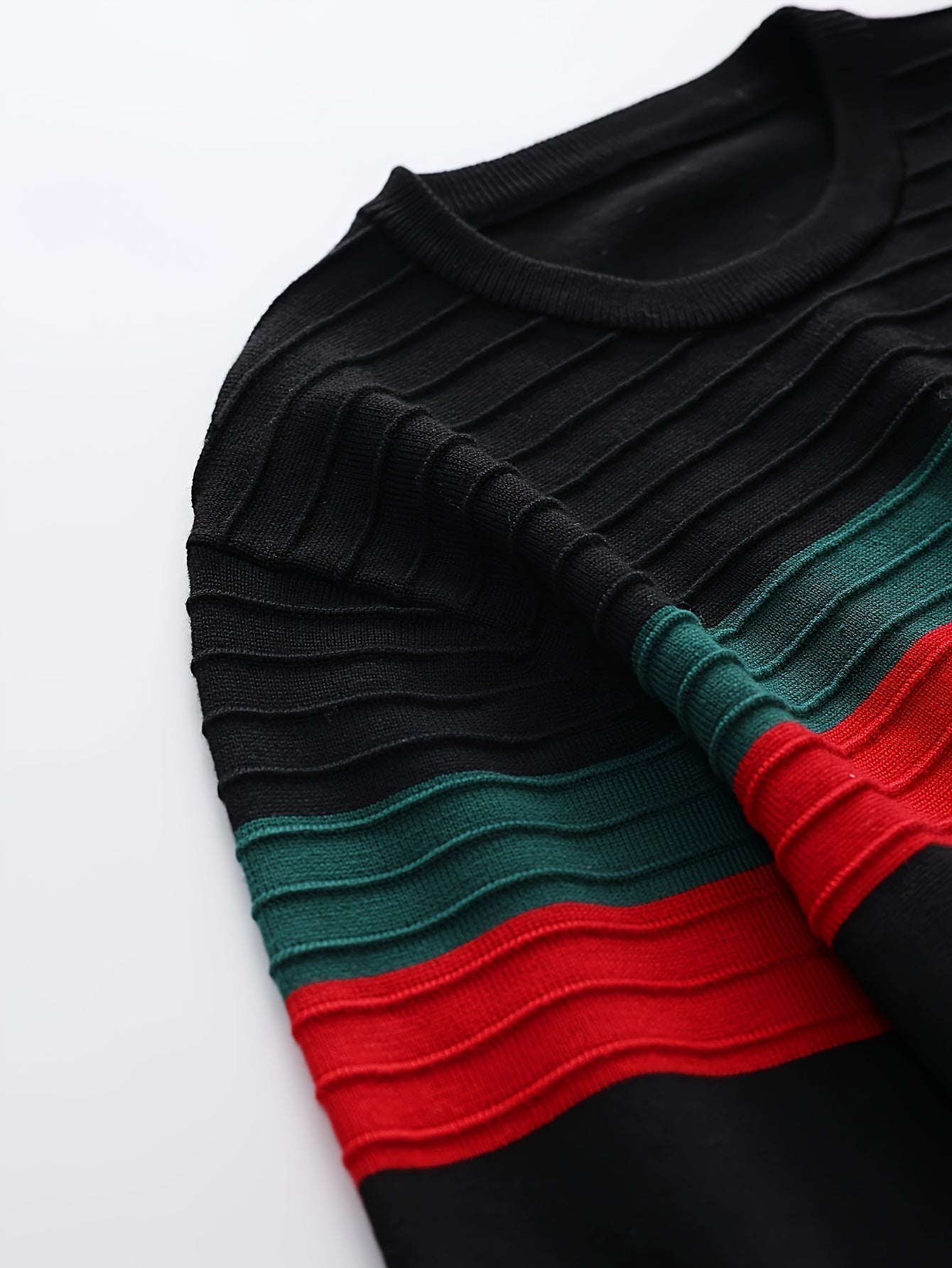 Dzianinowy sweter w paski