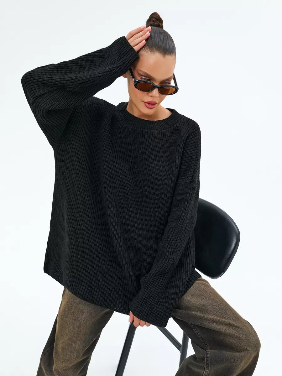 Luźny dzianinowy sweter w paski