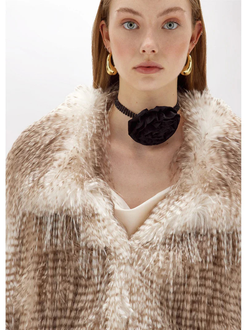 Kurtka z futra pawia