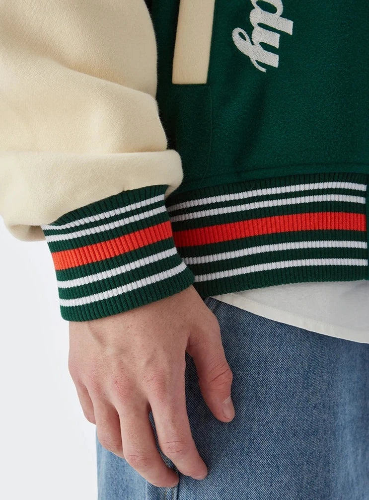 Kurtka bomber baseballowa w stylu vintage