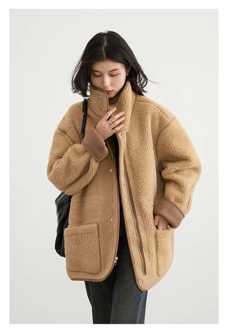 Oversize'owa kurtka zamszowa