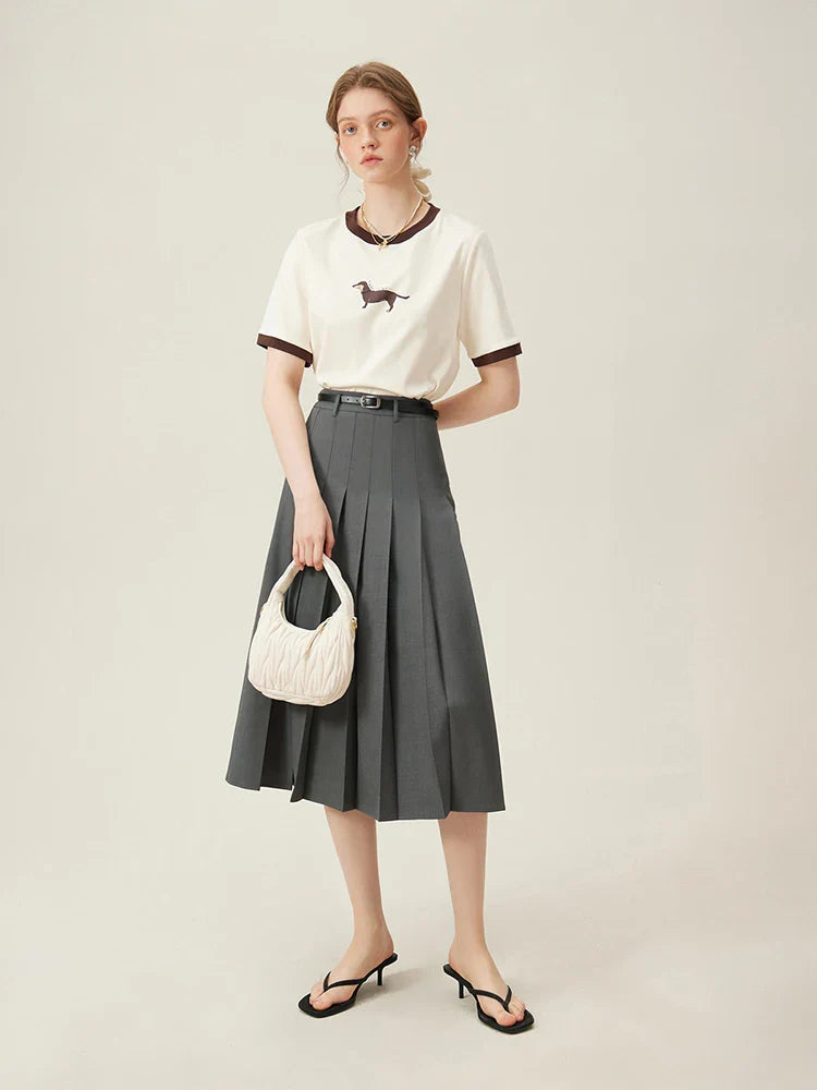 Elegancka spódnica w paski o średniej długości