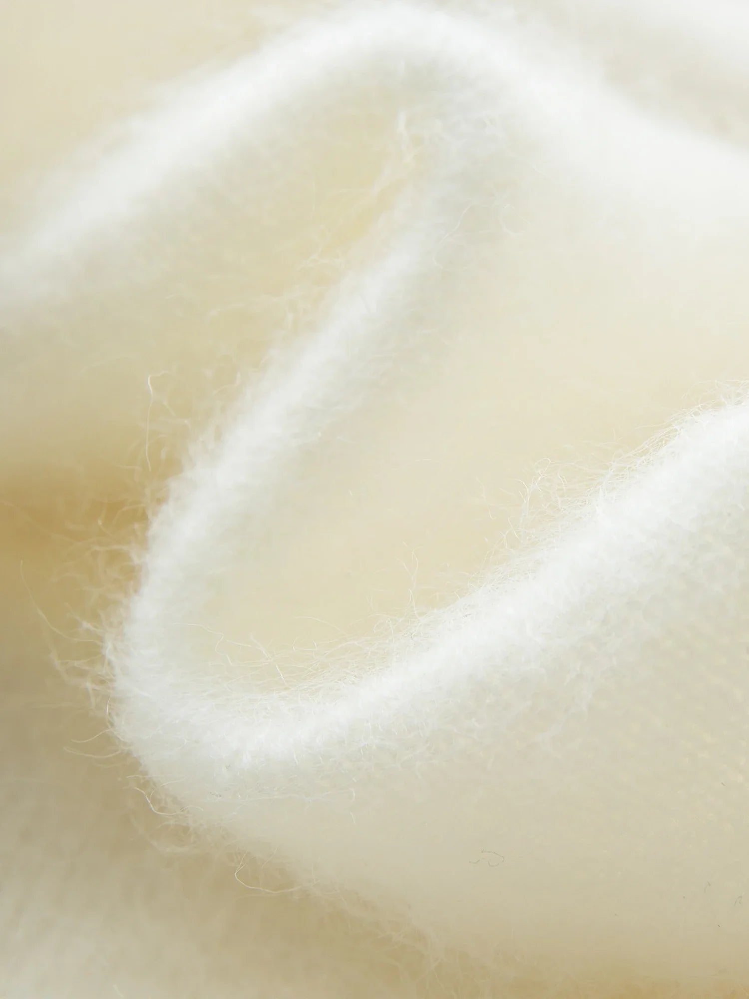 Sweter z mieszanki wełny i kaszmiru