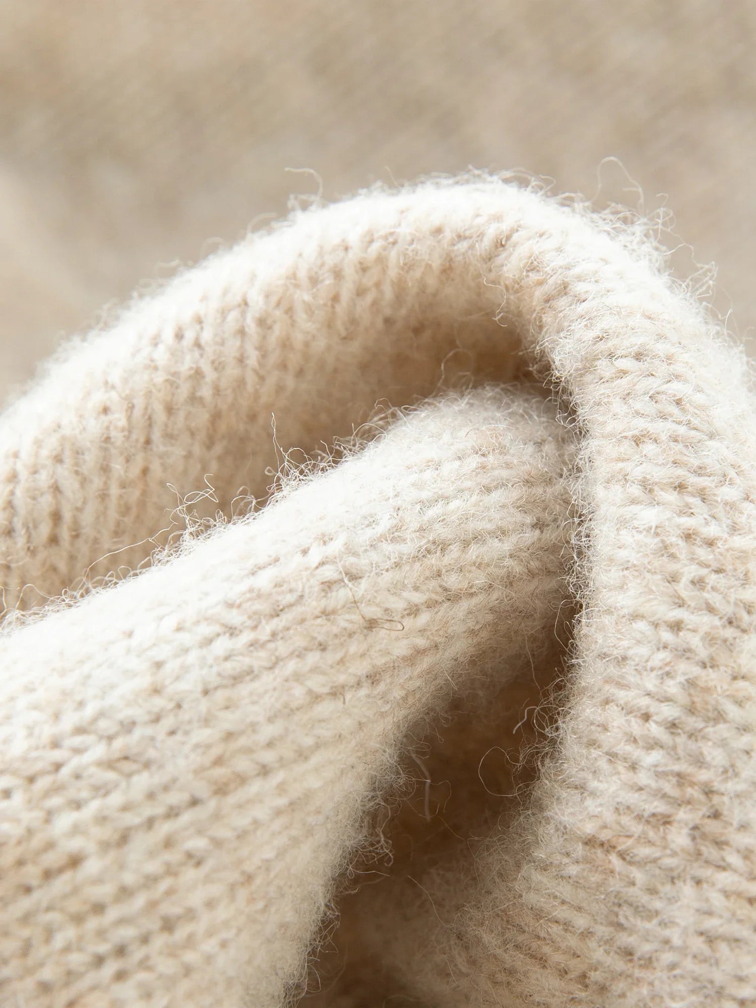 Kardigan z dzianiny mieszanej z wełnianymi guzikami