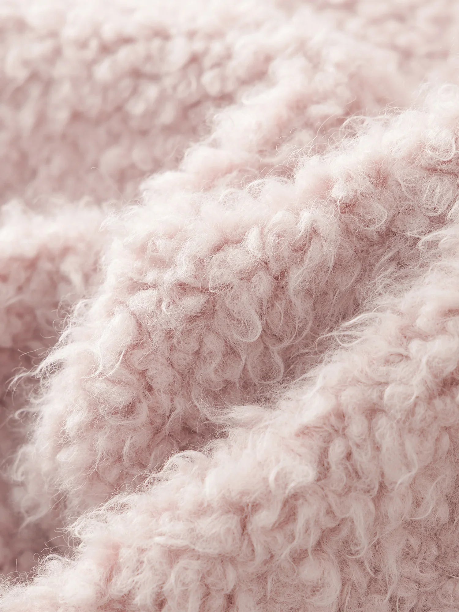 Krótka lekka kurtka futrzana