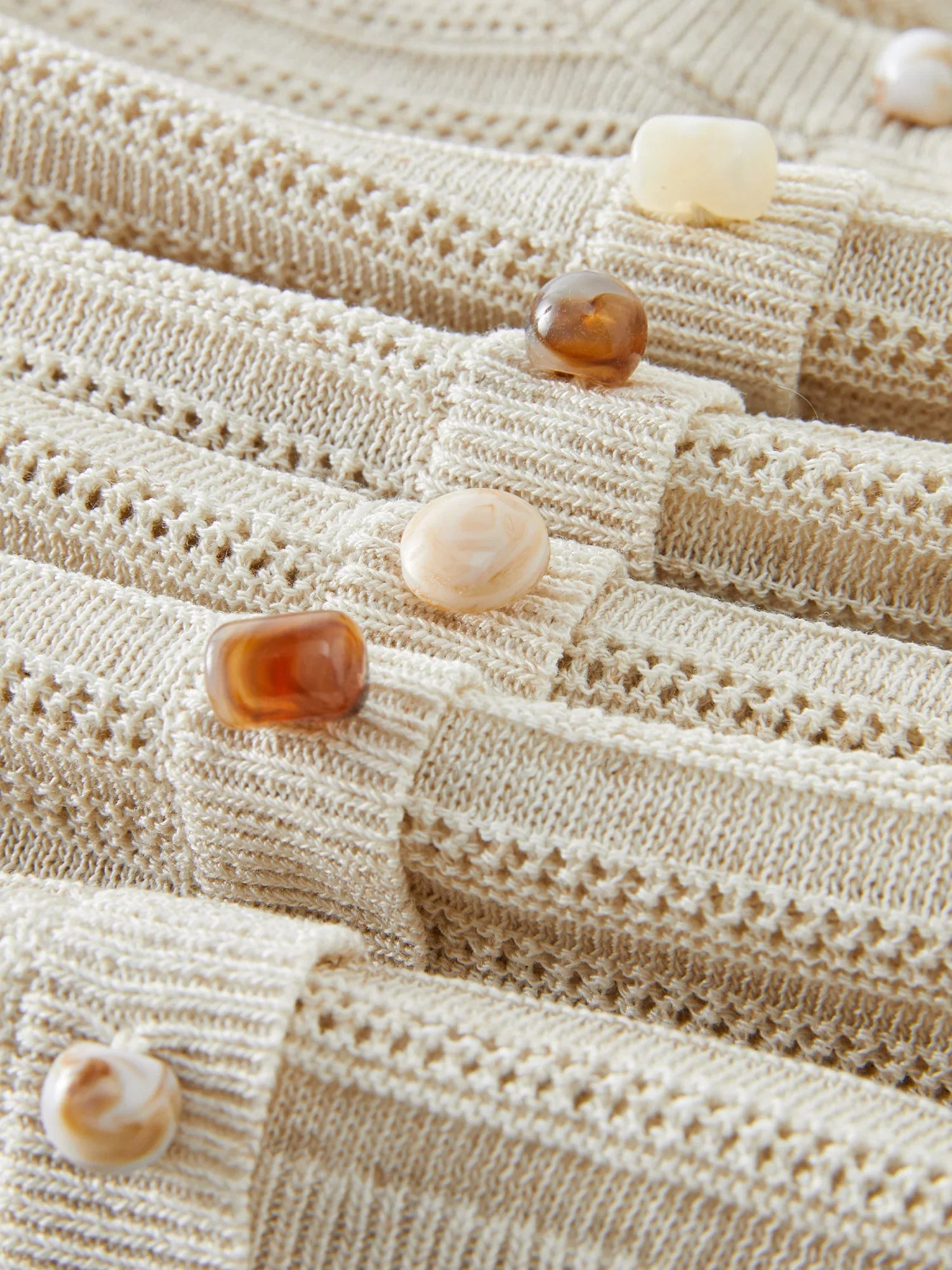 Beżowy szydełkowy top dzianinowy