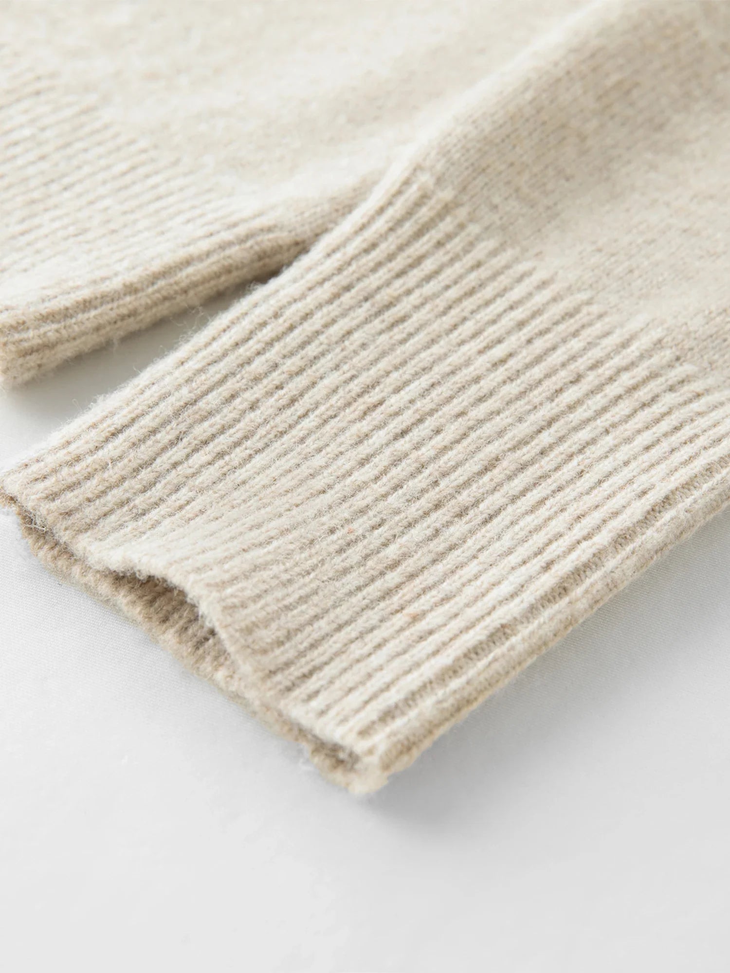 Kardigan z dzianiny mieszanej z wełnianymi guzikami