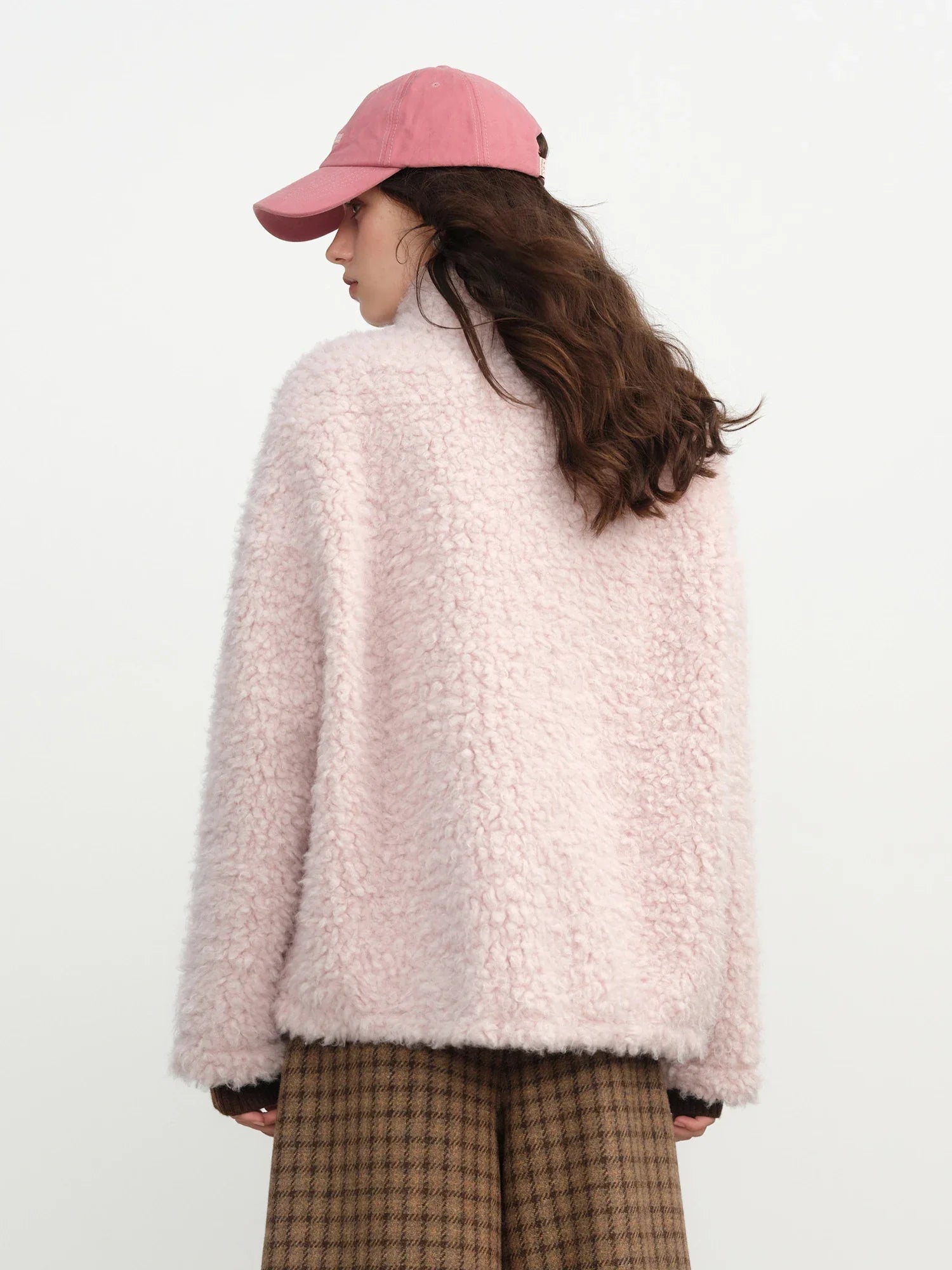 Krótka lekka kurtka futrzana