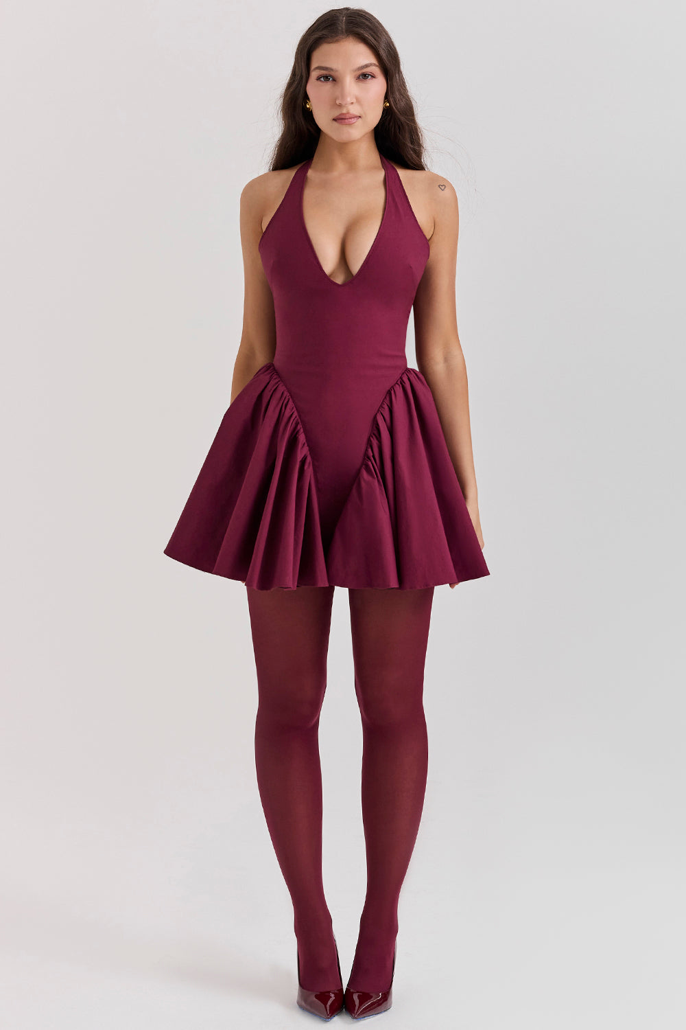 Sukienka mini typu halter