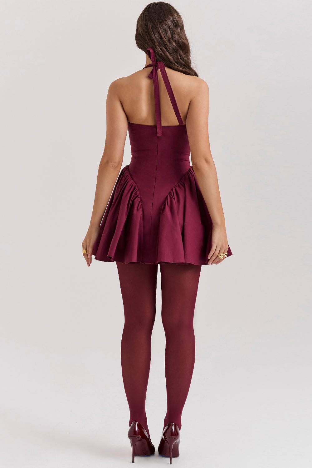 Sukienka mini typu halter